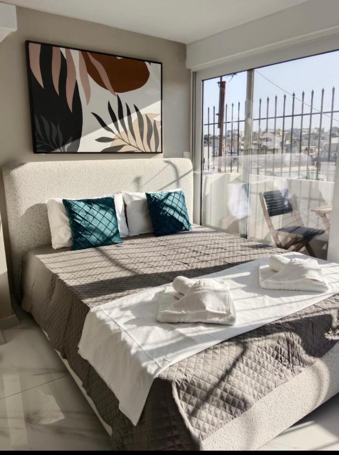 Aiolos New Smyrni View Loft Suite Athena Bagian luar foto