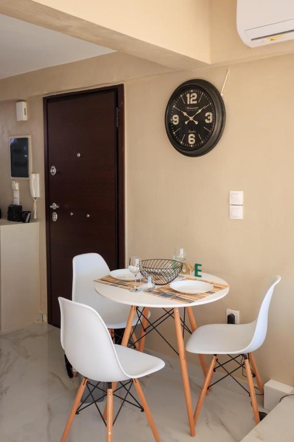 Aiolos New Smyrni View Loft Suite Athena Bagian luar foto