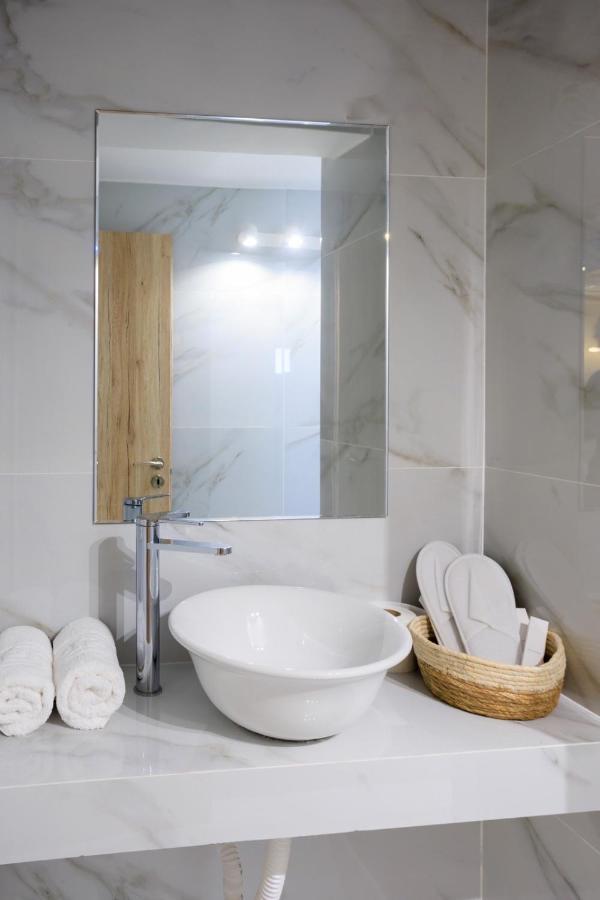 Aiolos New Smyrni View Loft Suite Athena Bagian luar foto