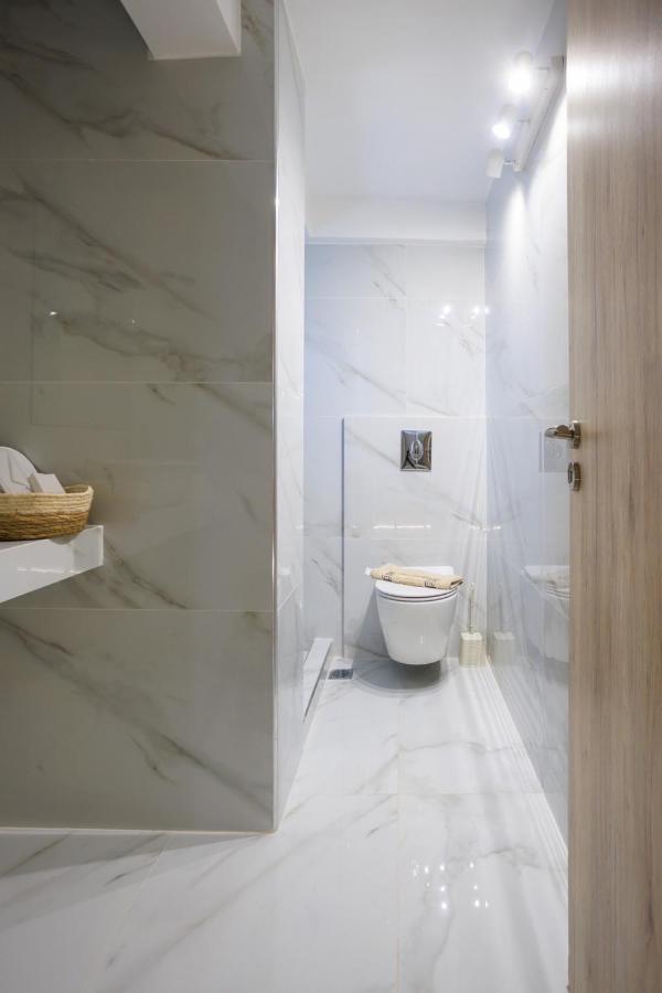 Aiolos New Smyrni View Loft Suite Athena Bagian luar foto