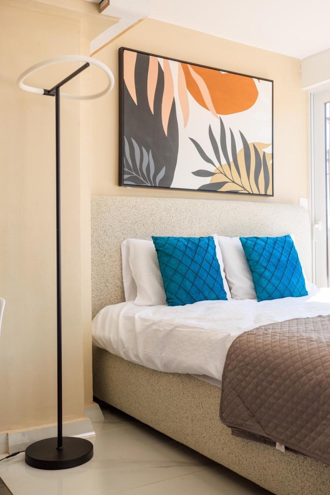 Aiolos New Smyrni View Loft Suite Athena Bagian luar foto